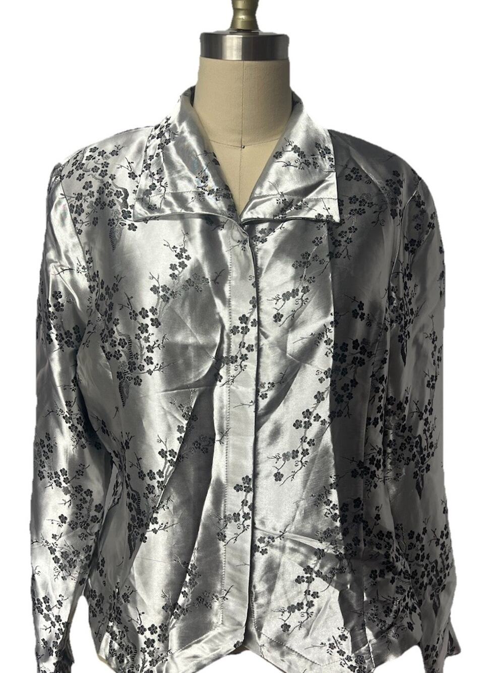 Vtg 90s Y2K Career Button Up Blouse Top SZ 10 Asian Cherry Blossoms Silver